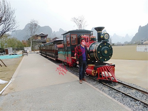 軌道小火車