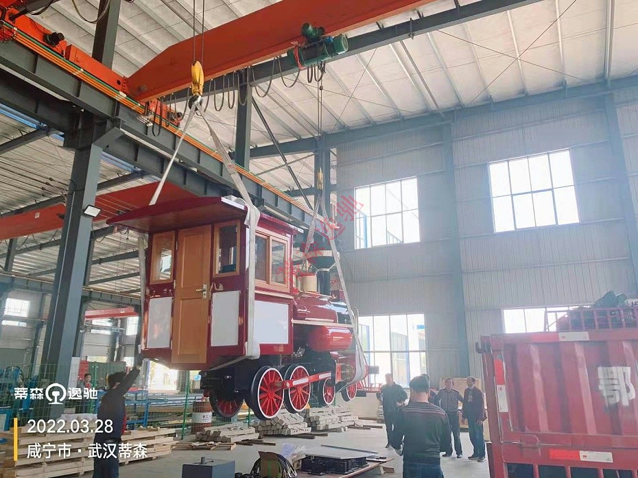 20220328武漢東湖學(xué)院小火車出發(fā)啦 (9)