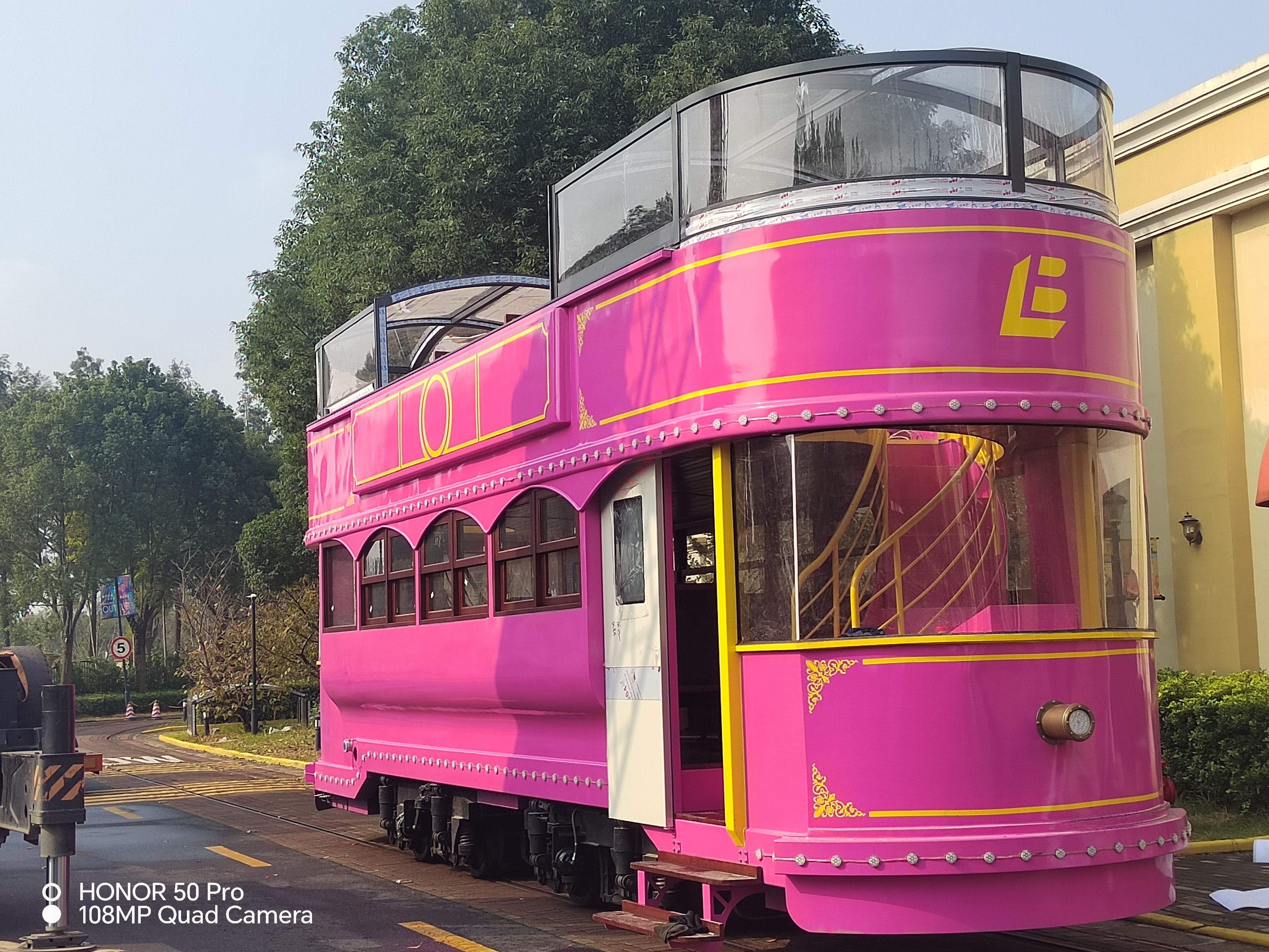 【江蘇】無錫百聯(lián)奧特萊斯雙層軌道鐺鐺車，全新升級上線！