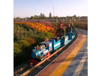 國慶小長假，坐著觀光小火車去旅行吧