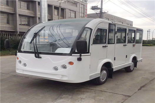 14座封閉觀光車.jpg